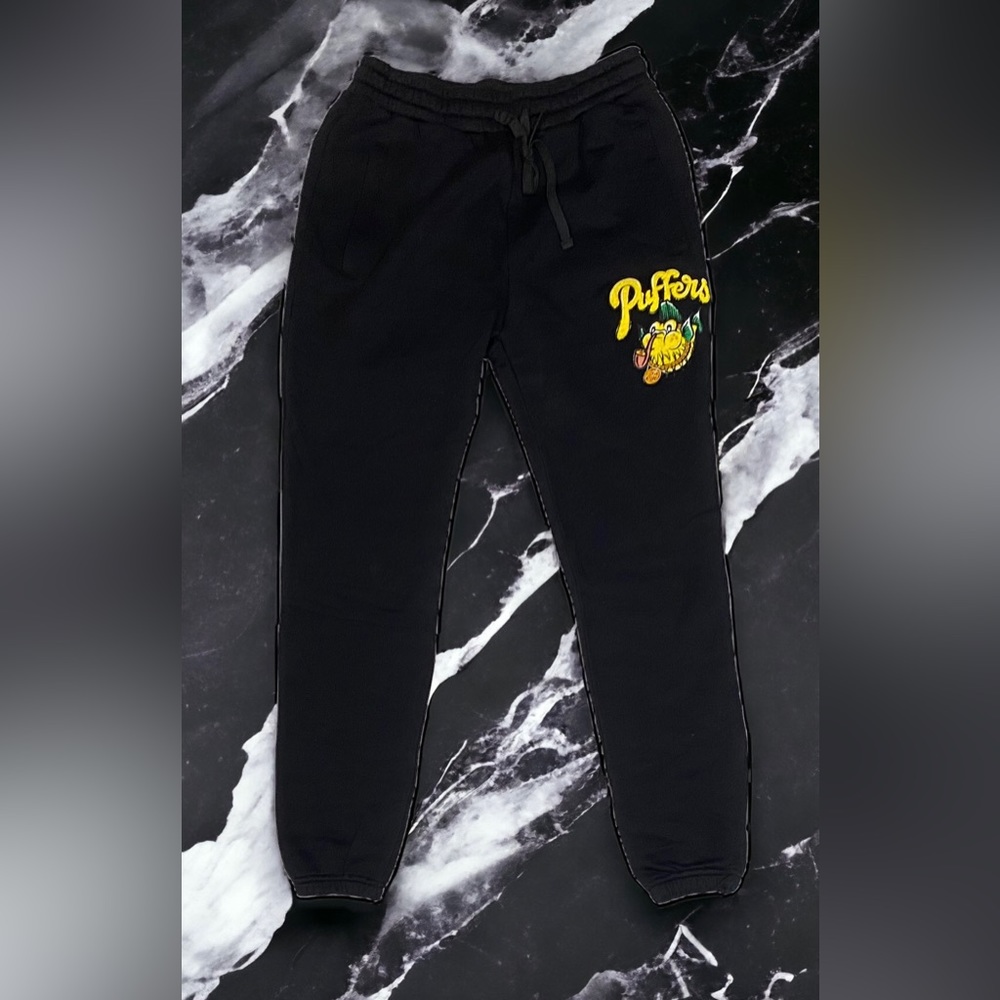 NEW Capn On Melrose Puffers Mens Joggers Size M/L Black Elastic Sweatpants